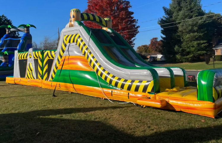 60ft Rad Run Slide/ Obstacle Course Combo